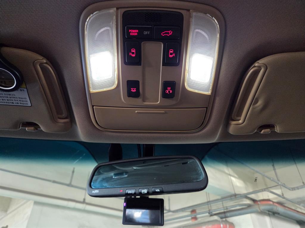 KIA Carnival 2017 Blanco - Importación desde Corea - HF Imports Iquique - Foto 17