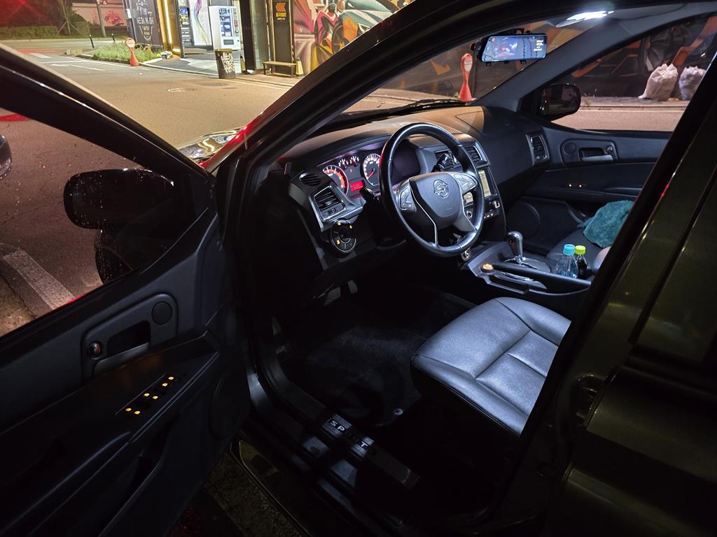 Ssangyong Korando - Vista 9