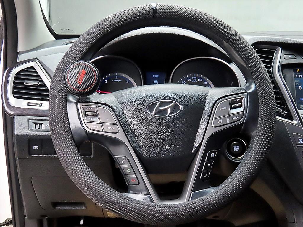 HYUNDAI Santa Fe - Vista 9