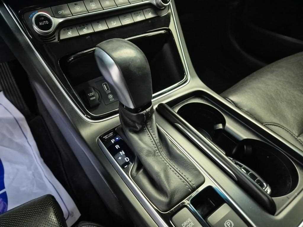 HYUNDAI Grandeur - Vista 8