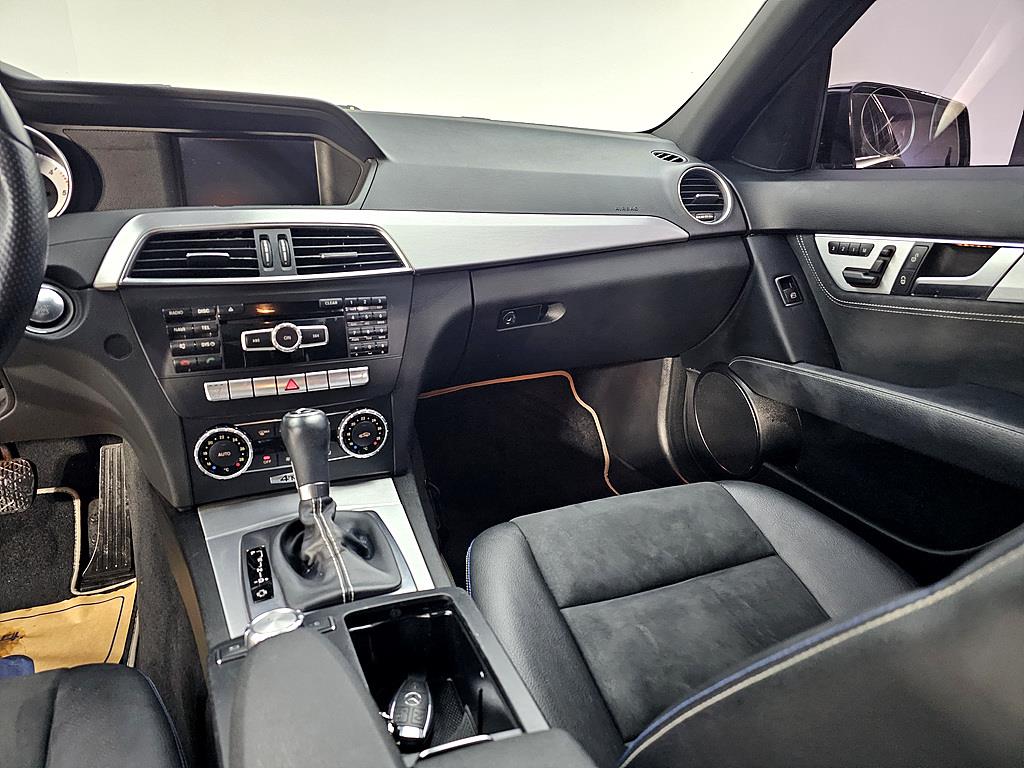 Mercedes Benz C Class - Vista 10