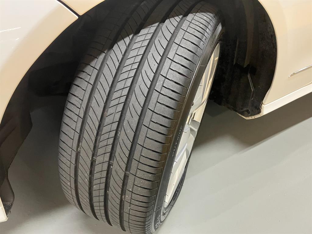 Mercedes Benz E class - Vista 7