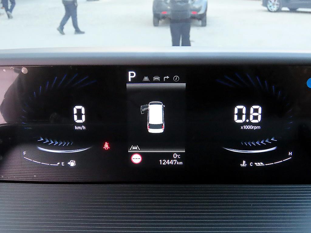 HYUNDAI Staria - Vista 9