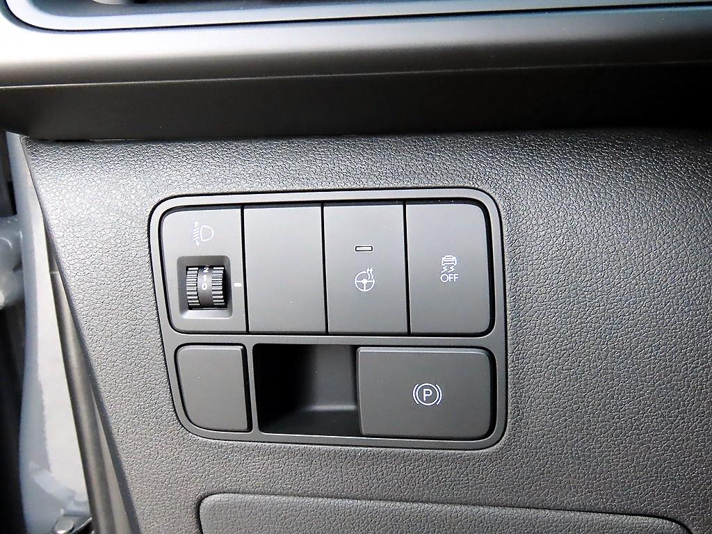 HYUNDAI Staria - Vista 12