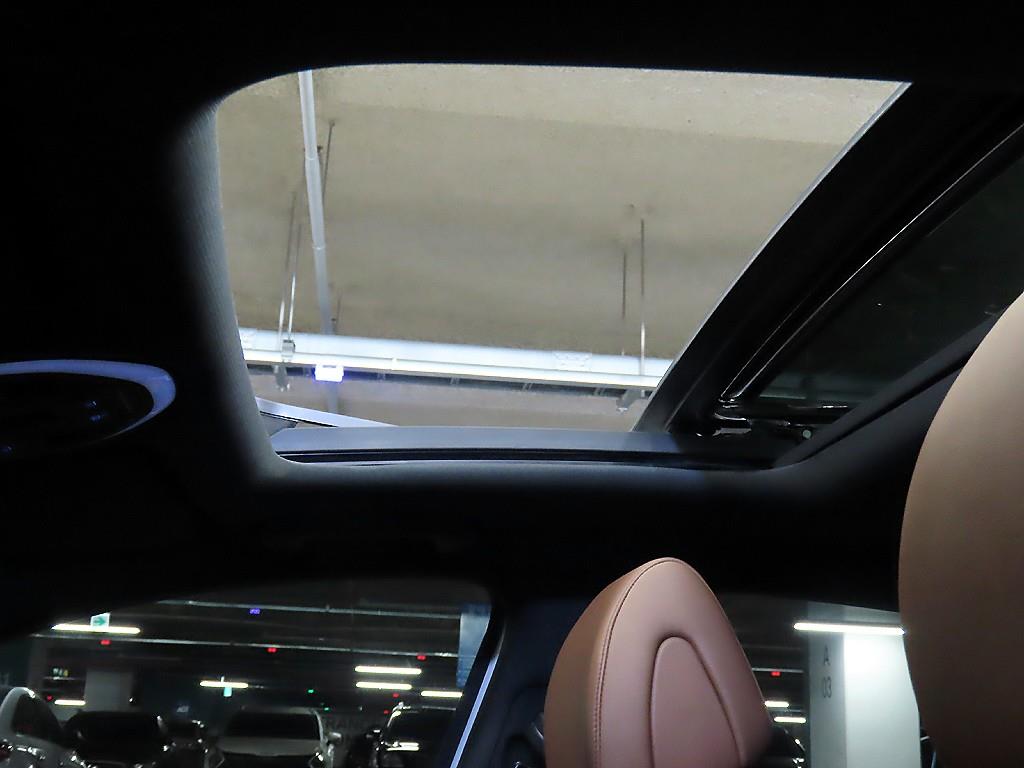 Genesis G70 2018 Blanco - Importación desde Corea - HF Imports Iquique - Foto 17