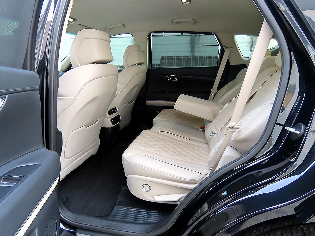 Genesis GV80 - Vista 6