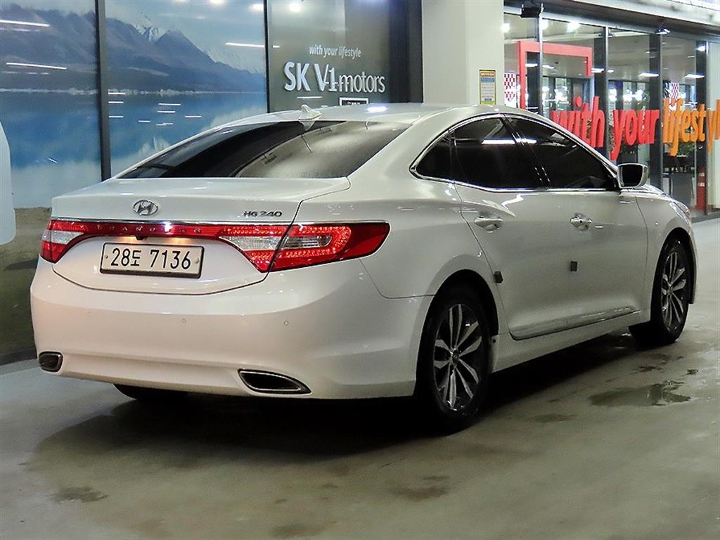 HYUNDAI Grandeur - Vista 4