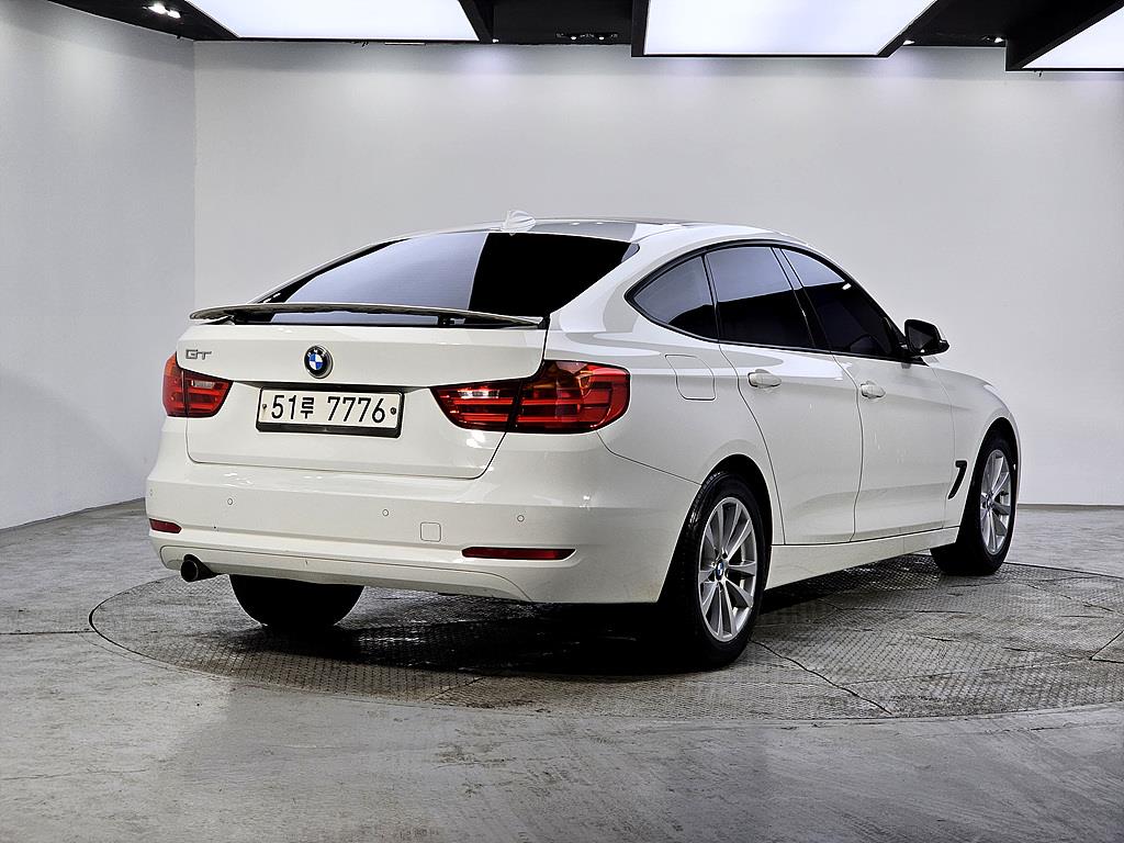 BMW Gran Turismo - Vista 4