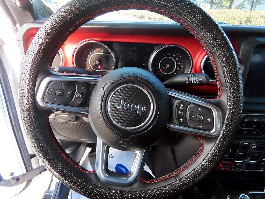 Jeep Gladiator - Vista 8