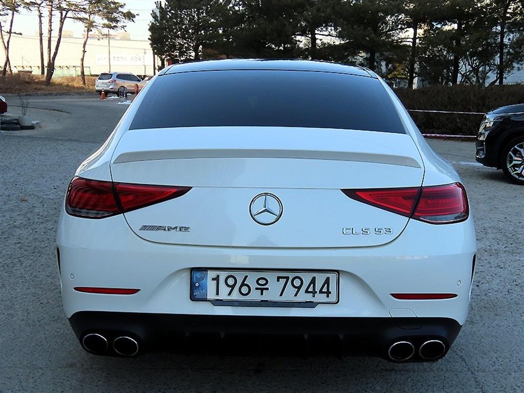 Mercedes Benz CLS Class - Vista 4