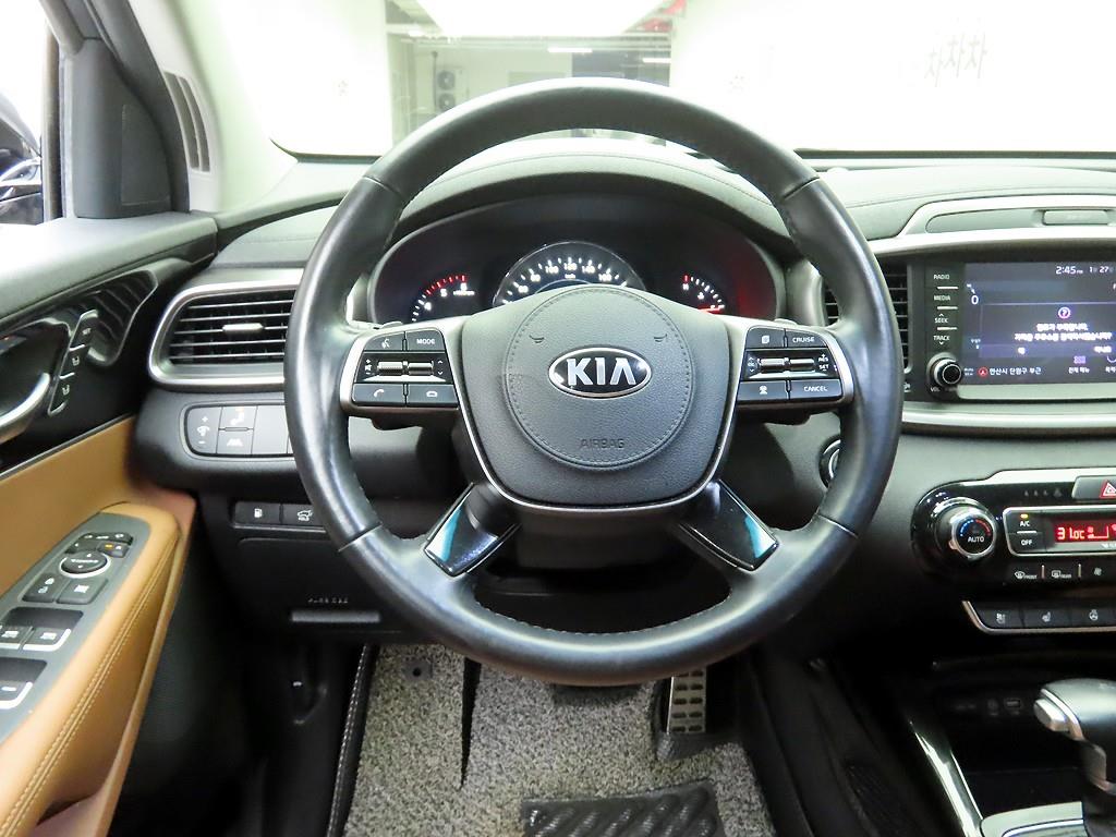 KIA Sorento - Vista 8
