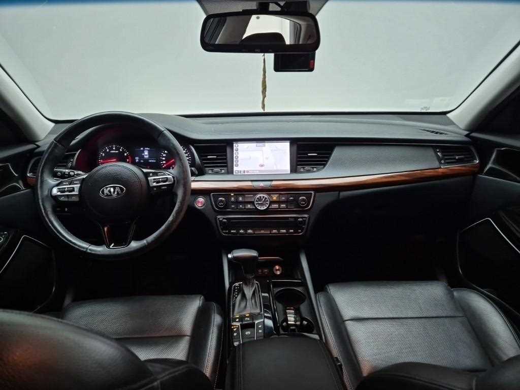 KIA K7 - Vista 7