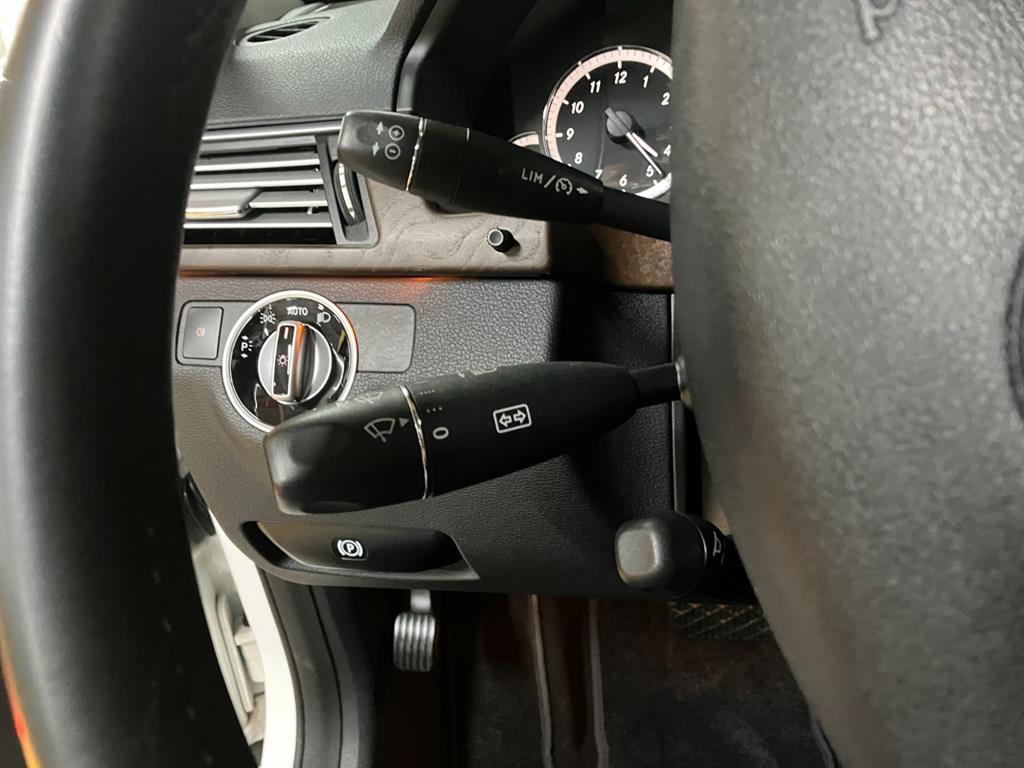 Mercedes Benz E class 2013 Blanco - Importación desde Corea - HF Imports Iquique - Foto 15