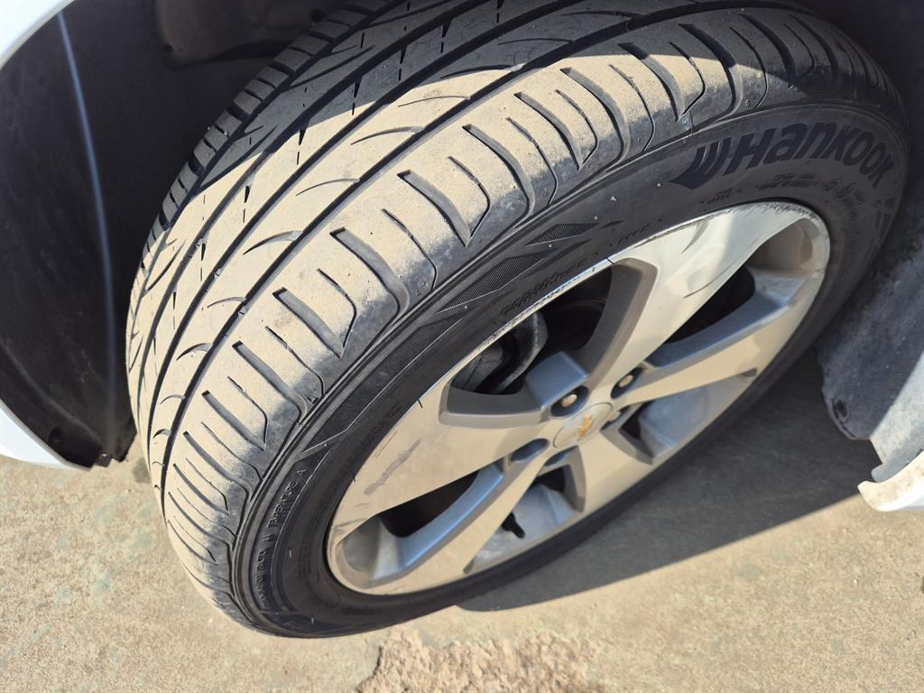 Chevrolet Cruise - Vista 8