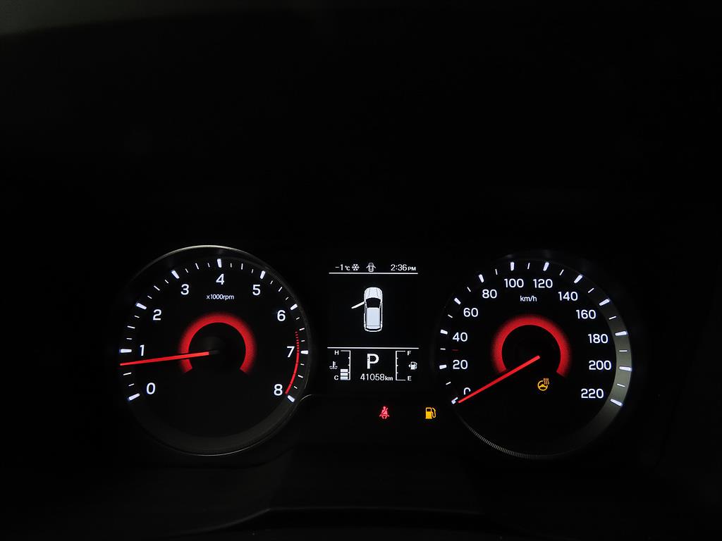 Ssangyong Tivoli - Vista 9