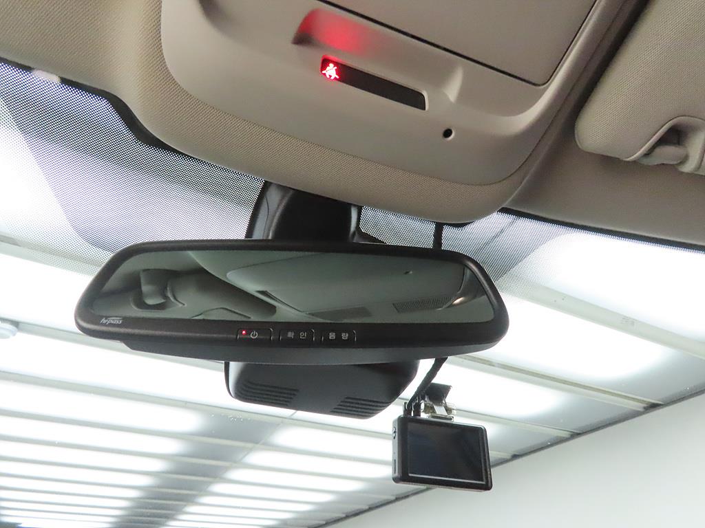 SAMSUNG QM6 - Vista 12