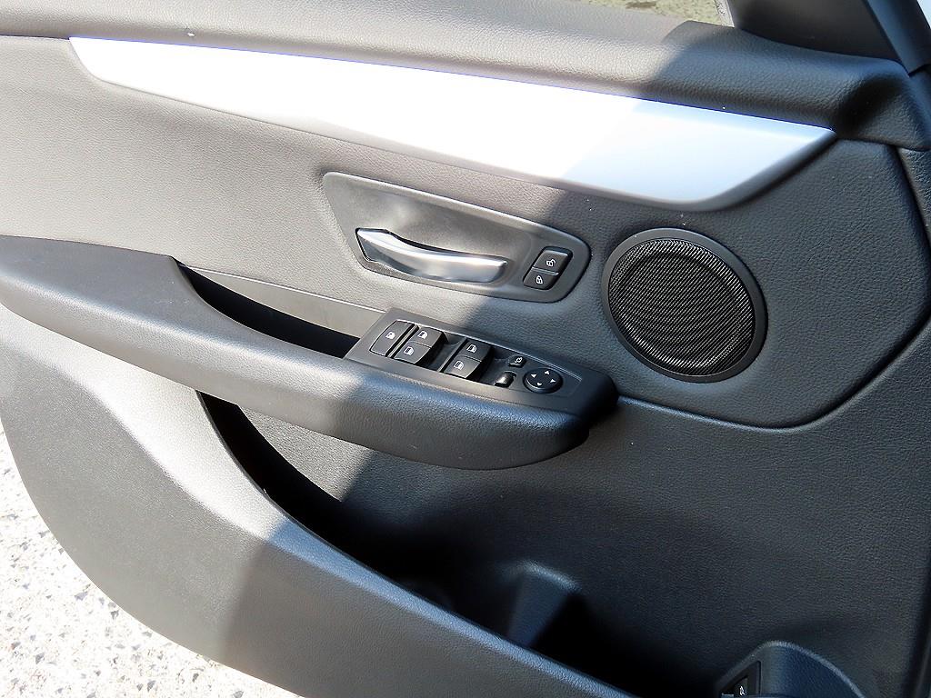 BMW 2 series - Vista 12