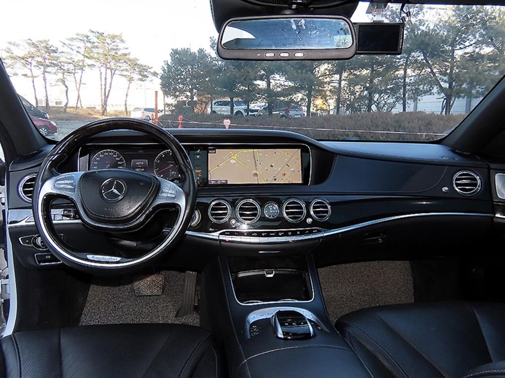 Mercedes Benz S Class - Vista 7