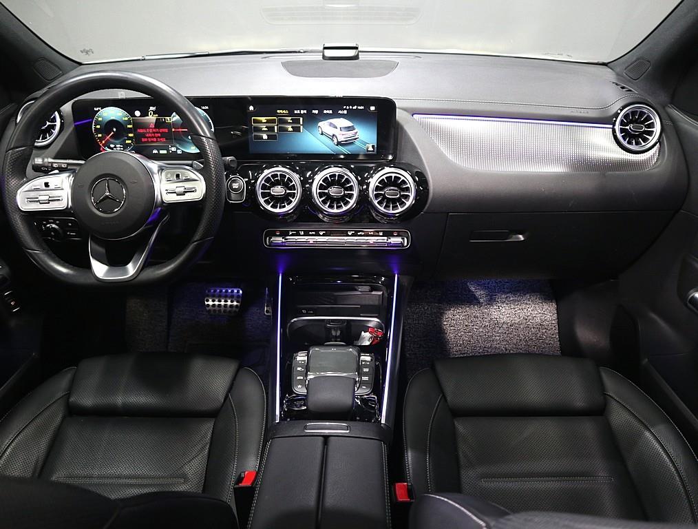 Mercedes Benz EQA - Vista 5