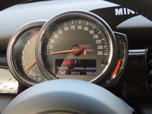 Mini Cooper - Vista 10