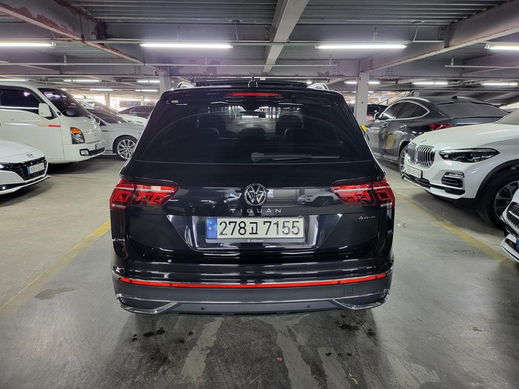 Volkswagen Tiguan - Vista 4