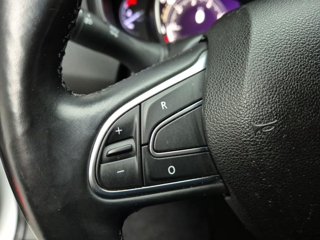 SAMSUNG QM6 2019 Blanco - Importación desde Corea - HF Imports Iquique - Foto 16