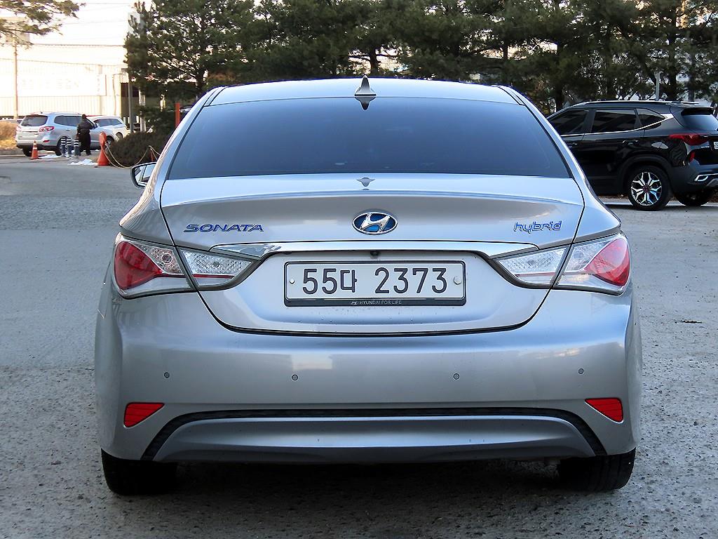 HYUNDAI Sonata - Vista 4