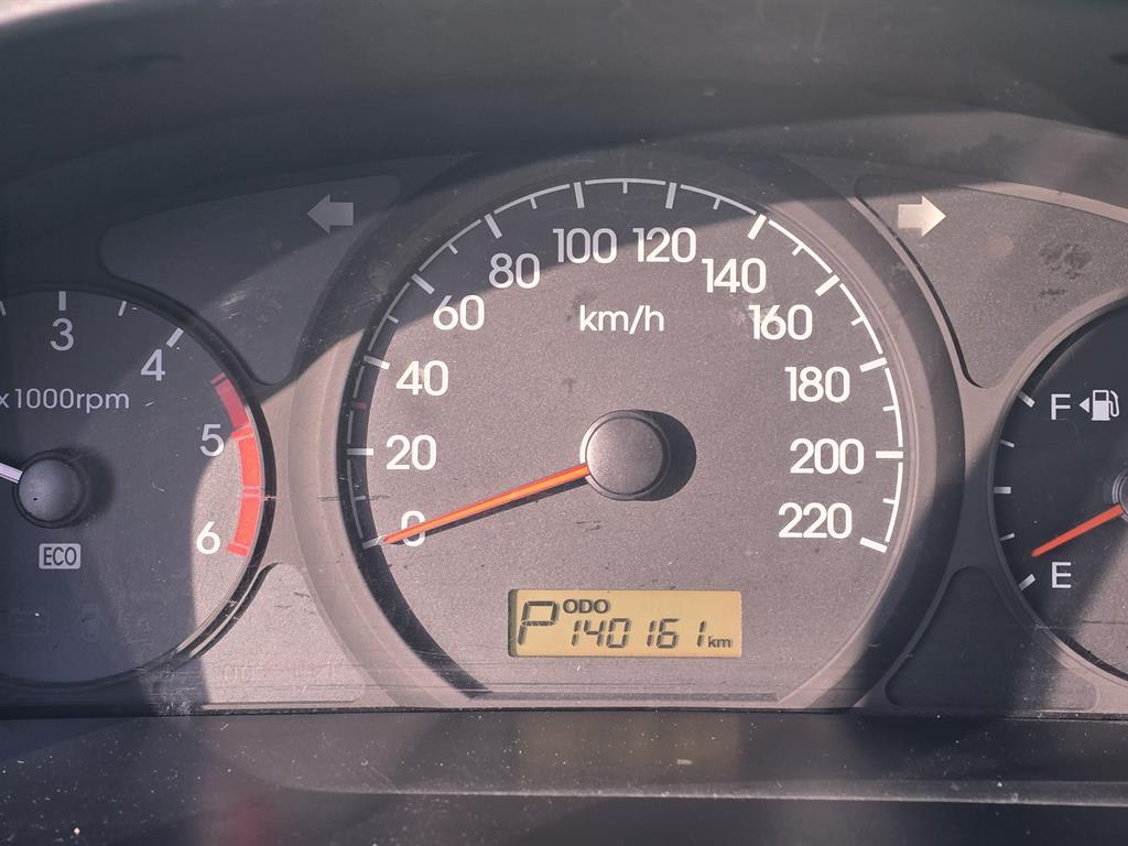 HYUNDAI Starex - Vista 7