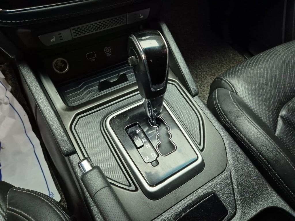 Ssangyong Rexton - Vista 8