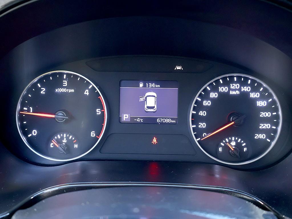 KIA Seltos - Vista 11