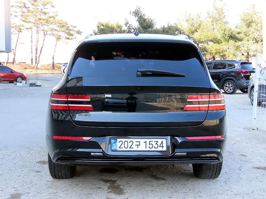 Genesis GV80 - Vista 4