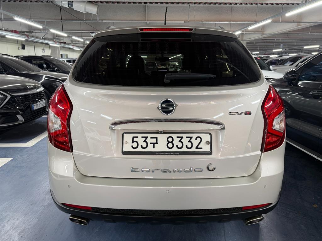 Ssangyong Korando - Vista 5