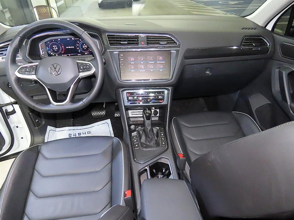 Volkswagen Tiguan - Vista 10
