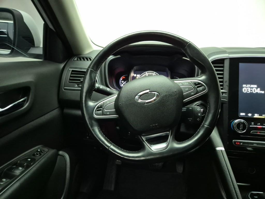 SAMSUNG QM6 - Vista 9