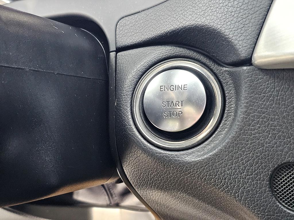 Mercedes Benz C Class 2014 Negro - Importación desde Corea - HF Imports Iquique - Foto 14