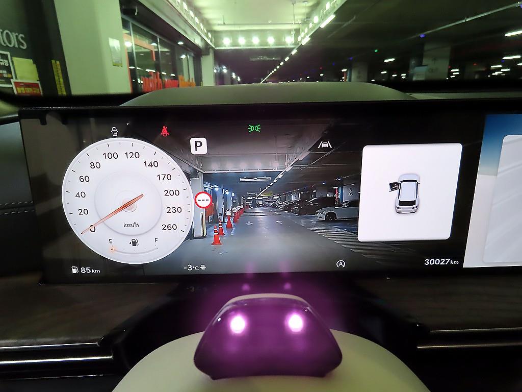 Genesis GV80 - Vista 9