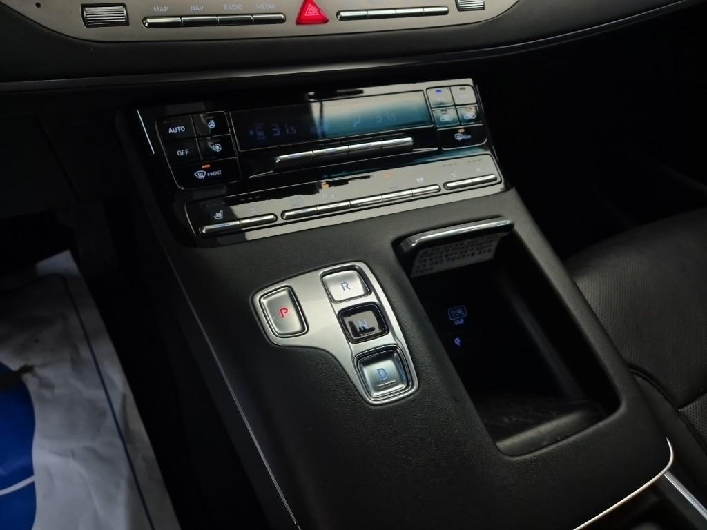 HYUNDAI Grandeur - Vista 8