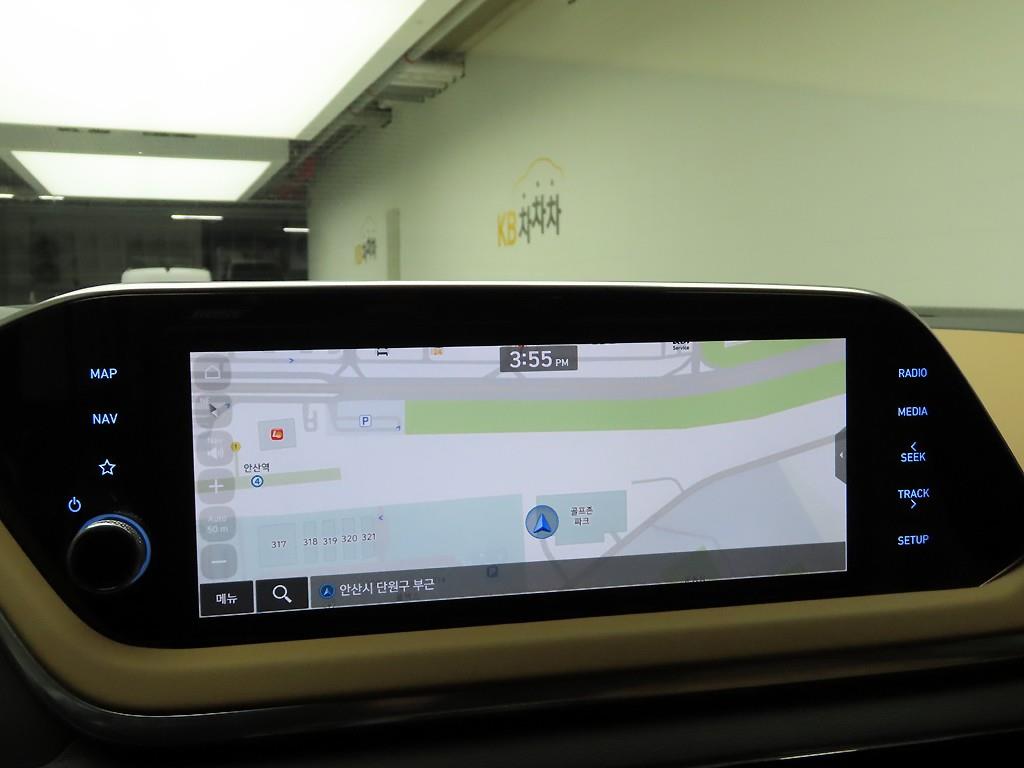 HYUNDAI Sonata - Vista 8