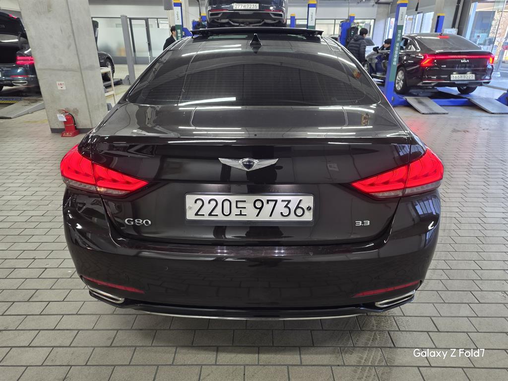 Genesis G80 - Vista 5