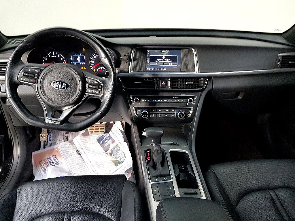 KIA K5 - Vista 10