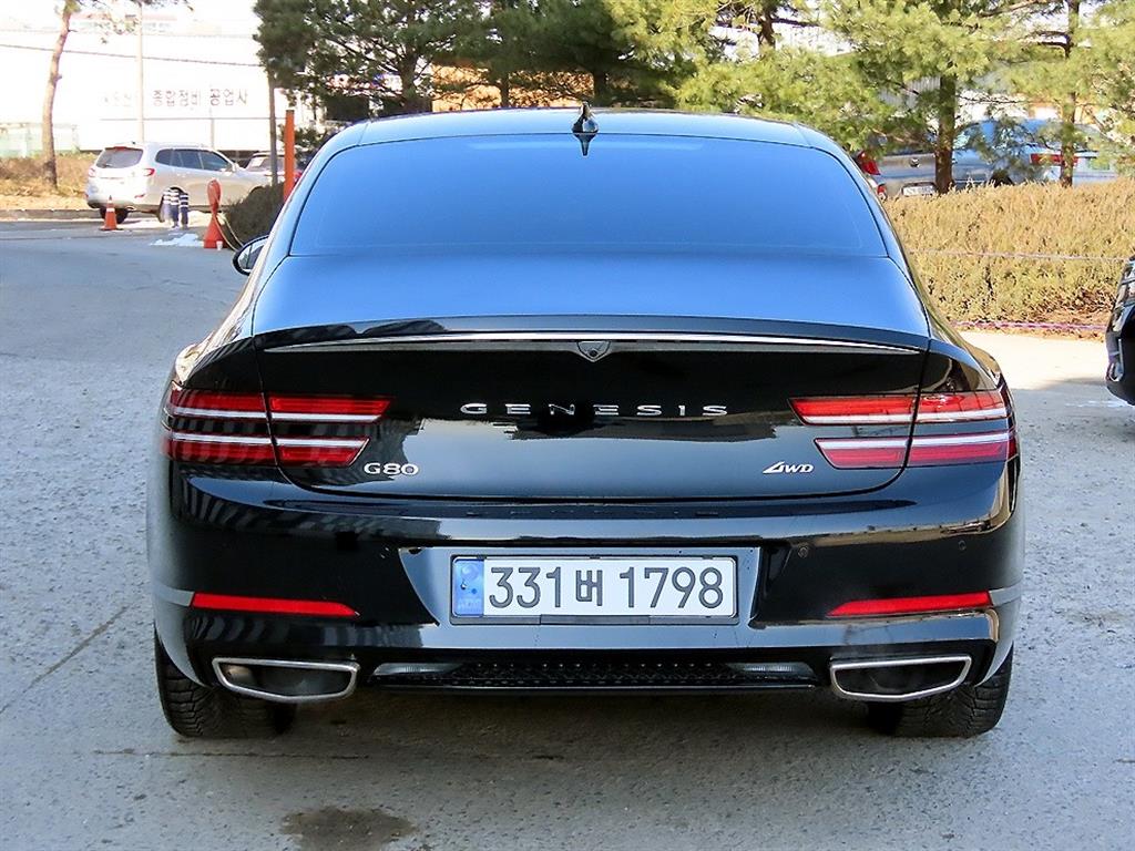 Genesis G80 - Vista 4