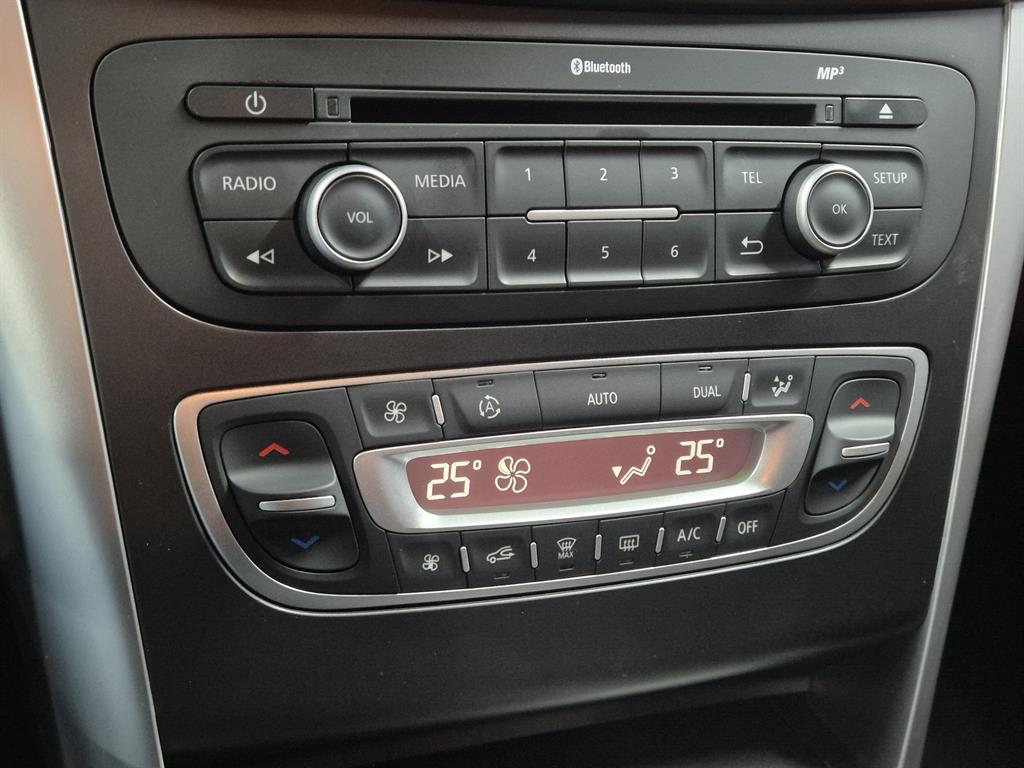 SAMSUNG SM5 - Vista 10