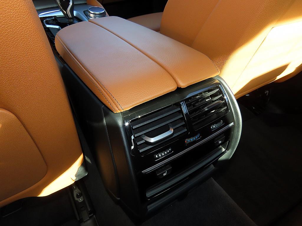 BMW 5 Series 2018 Blanco - Importación desde Corea - HF Imports Iquique - Foto 16