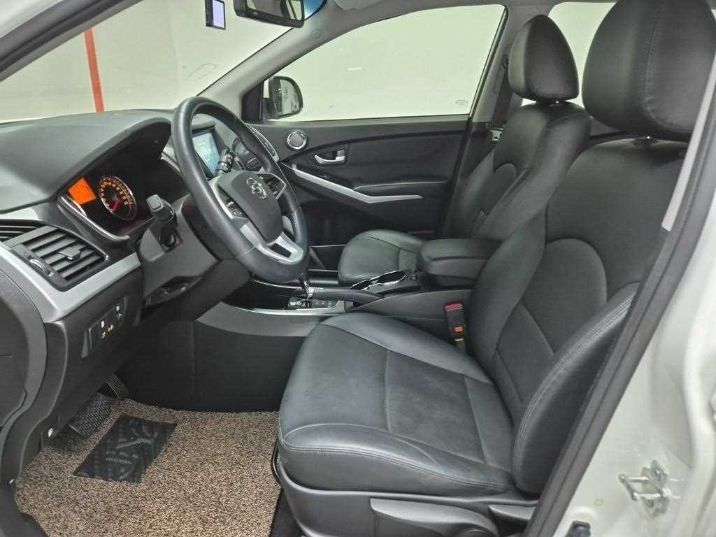 Ssangyong Korando - Vista 11