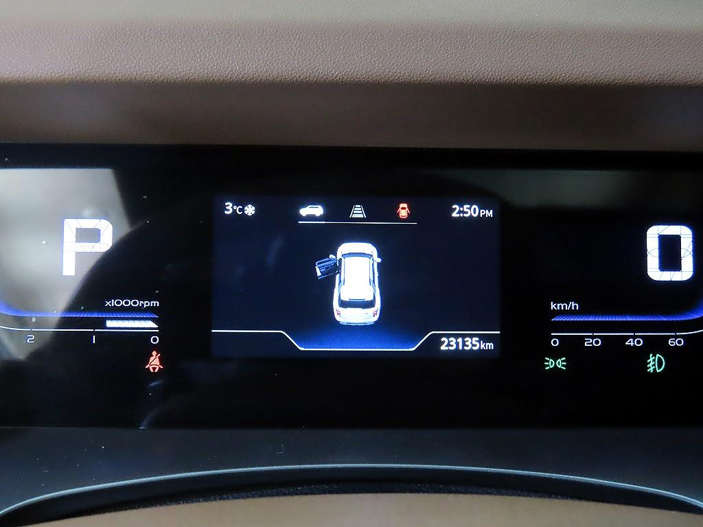 Ssangyong Torres - Vista 9