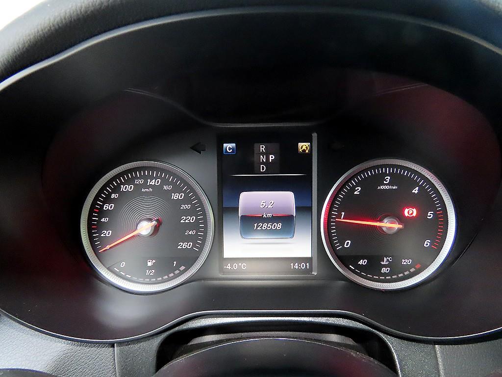 Mercedes Benz GLC Class - Vista 9