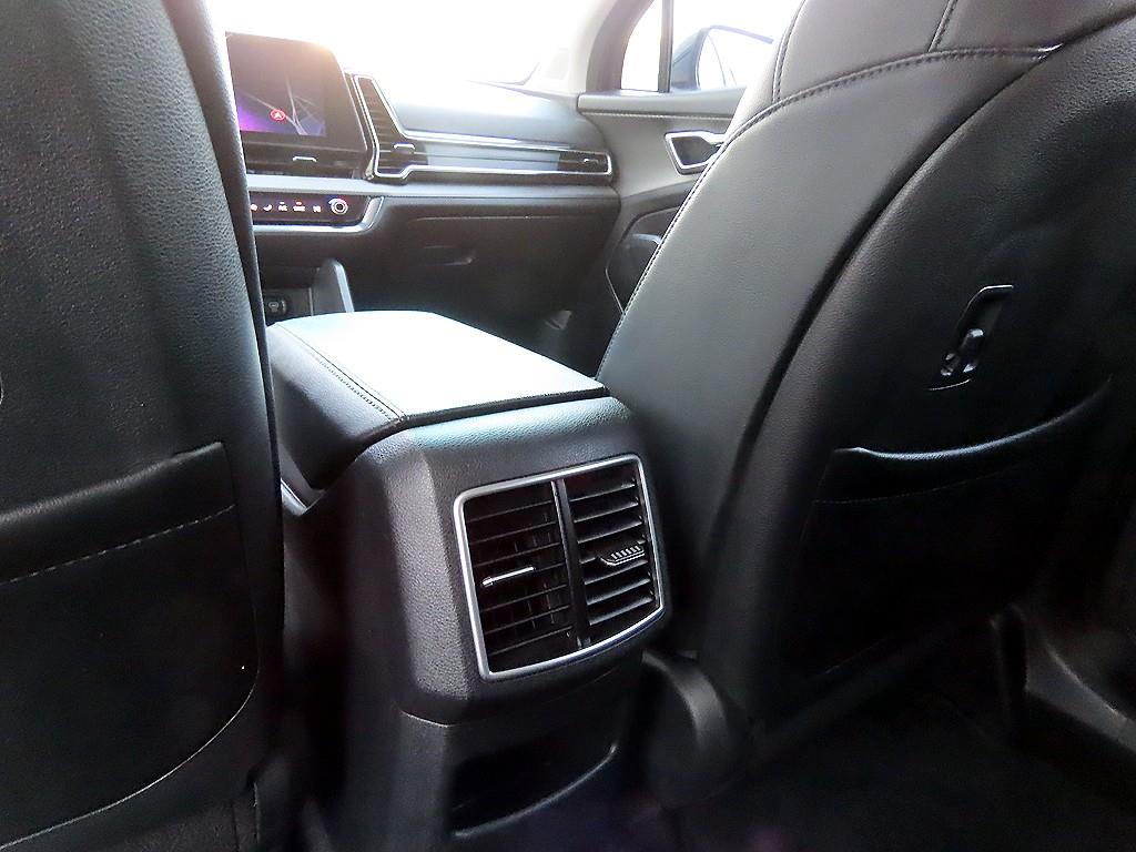 KIA Sportage 2022 Negro - Importación desde Corea - HF Imports Iquique - Foto 17