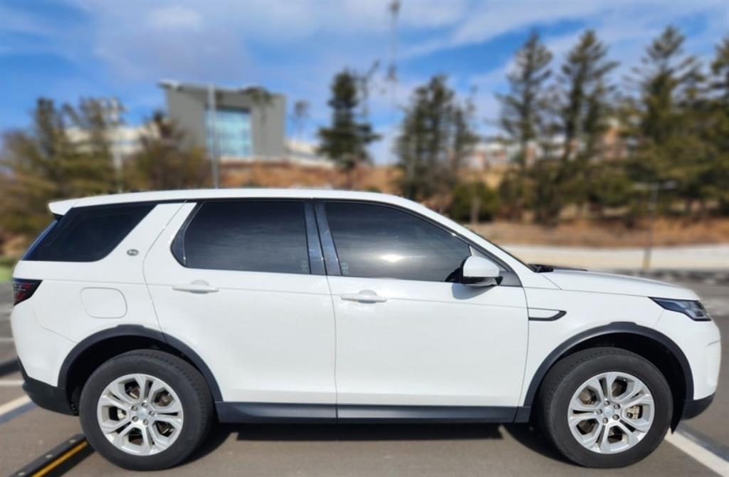 Land Rover Discovery Sports - Vista 4