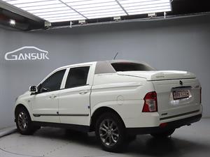 Ssangyong Korando - Vista 6