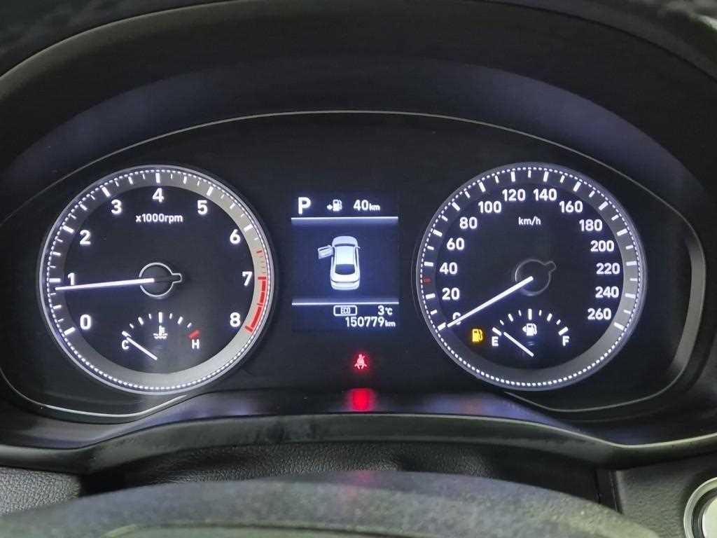 HYUNDAI Grandeur - Vista 6